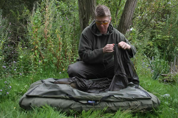 Sak na kapry - AQUA Carp Sack with float